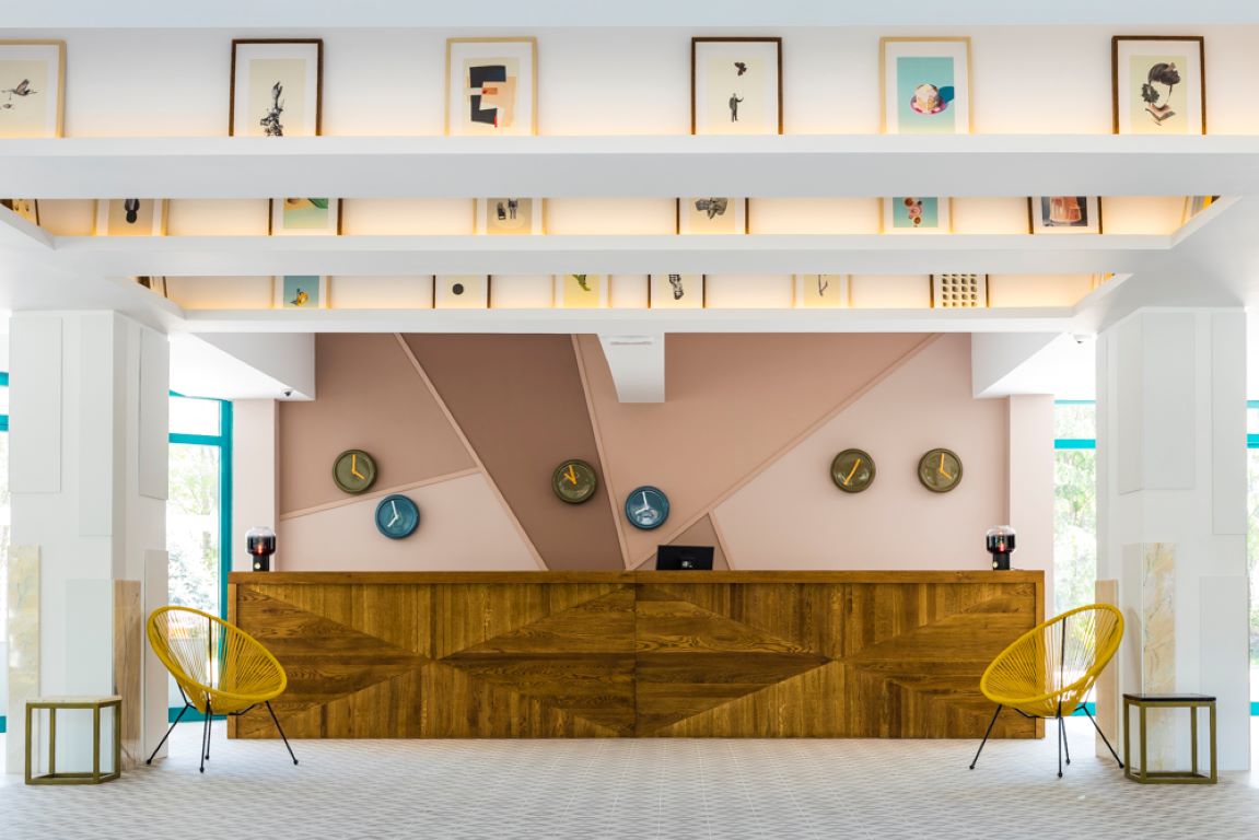 Zefir Hotel-Recepcija.jpg