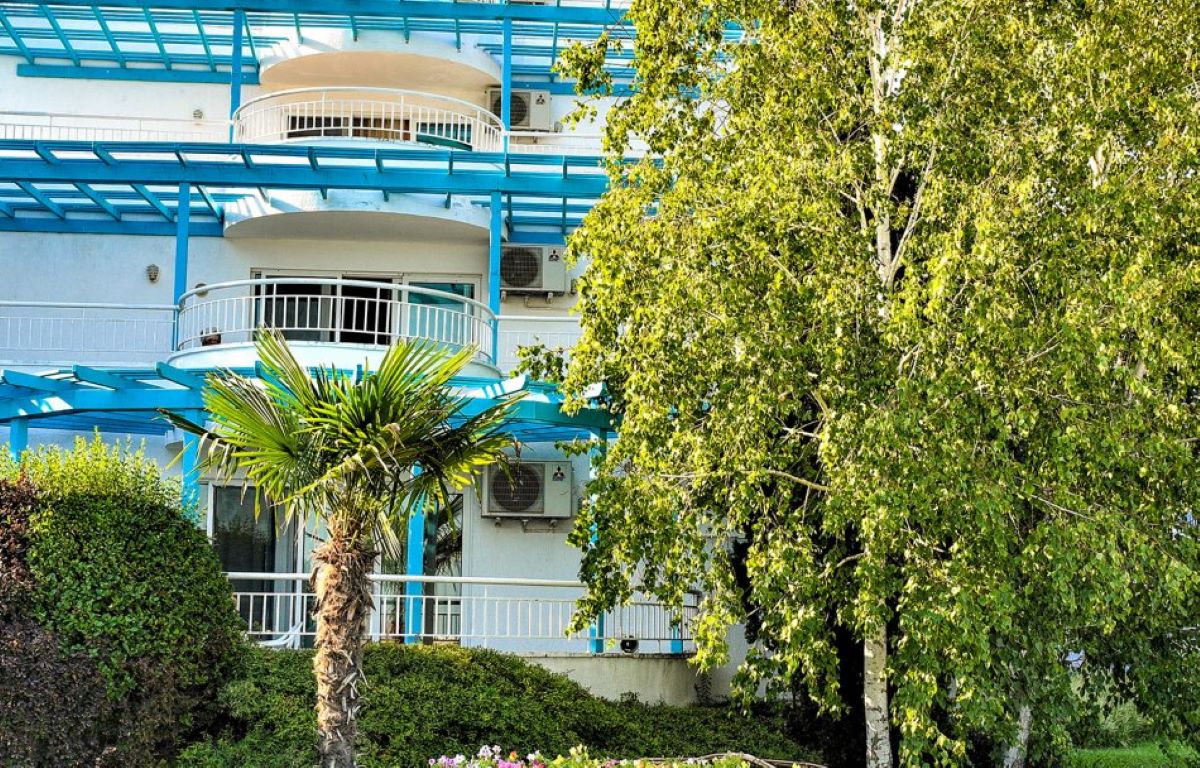 Hotel Kaliopa-Zgrada hotela.jpg