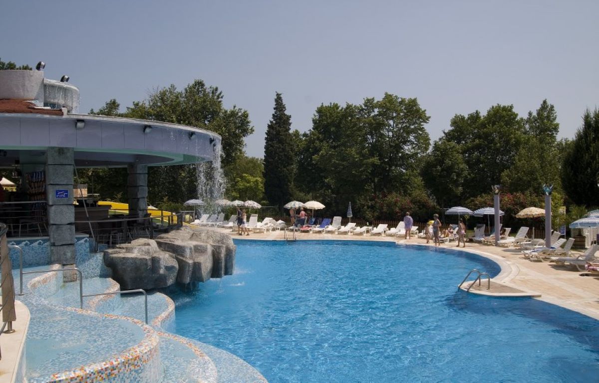 Hotel Magnolia-Bazen.jpg
