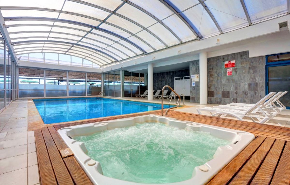 Mura Hotel-Unutrasnji bazen.jpg