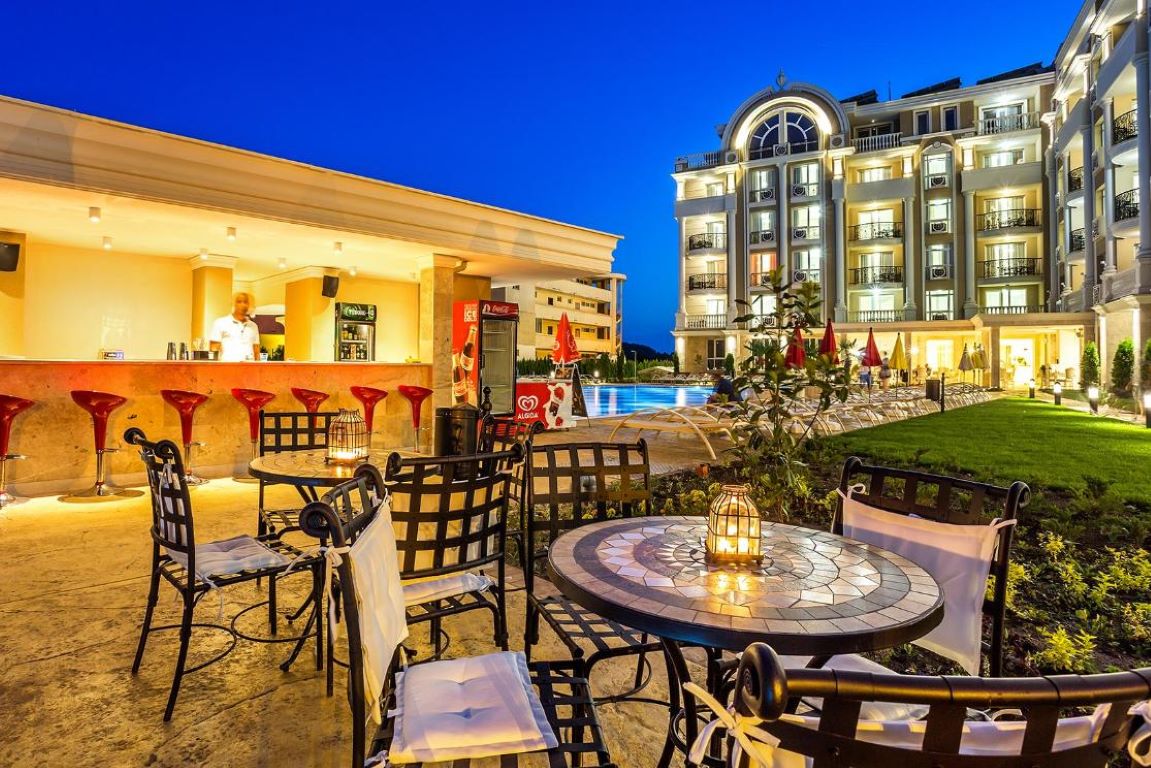 Hotel Rena-Bar.jpg
