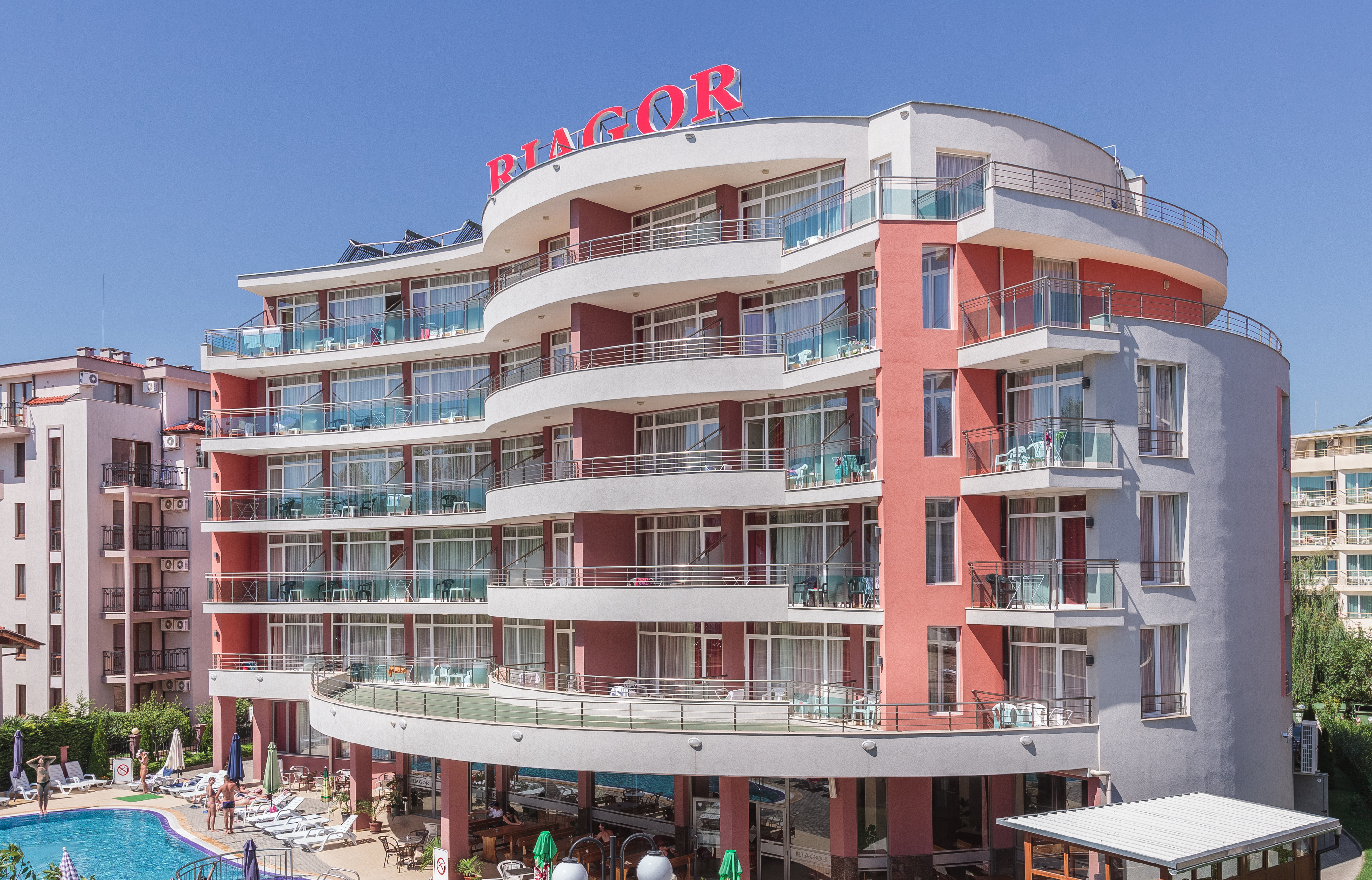Hotel Riagor-Hotel spolja.jpg