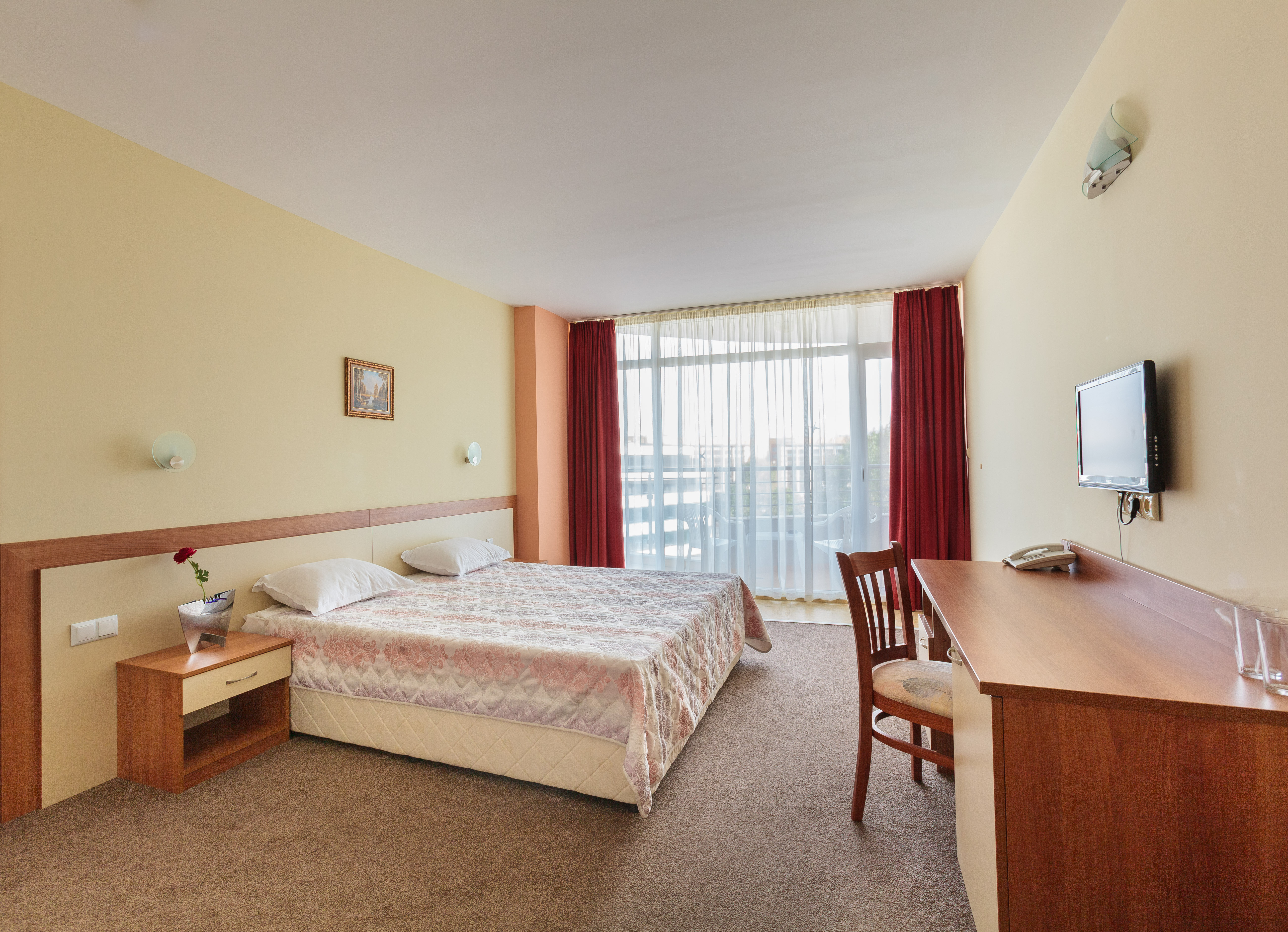 Hotel Riagor-Standardna soba.jpg
