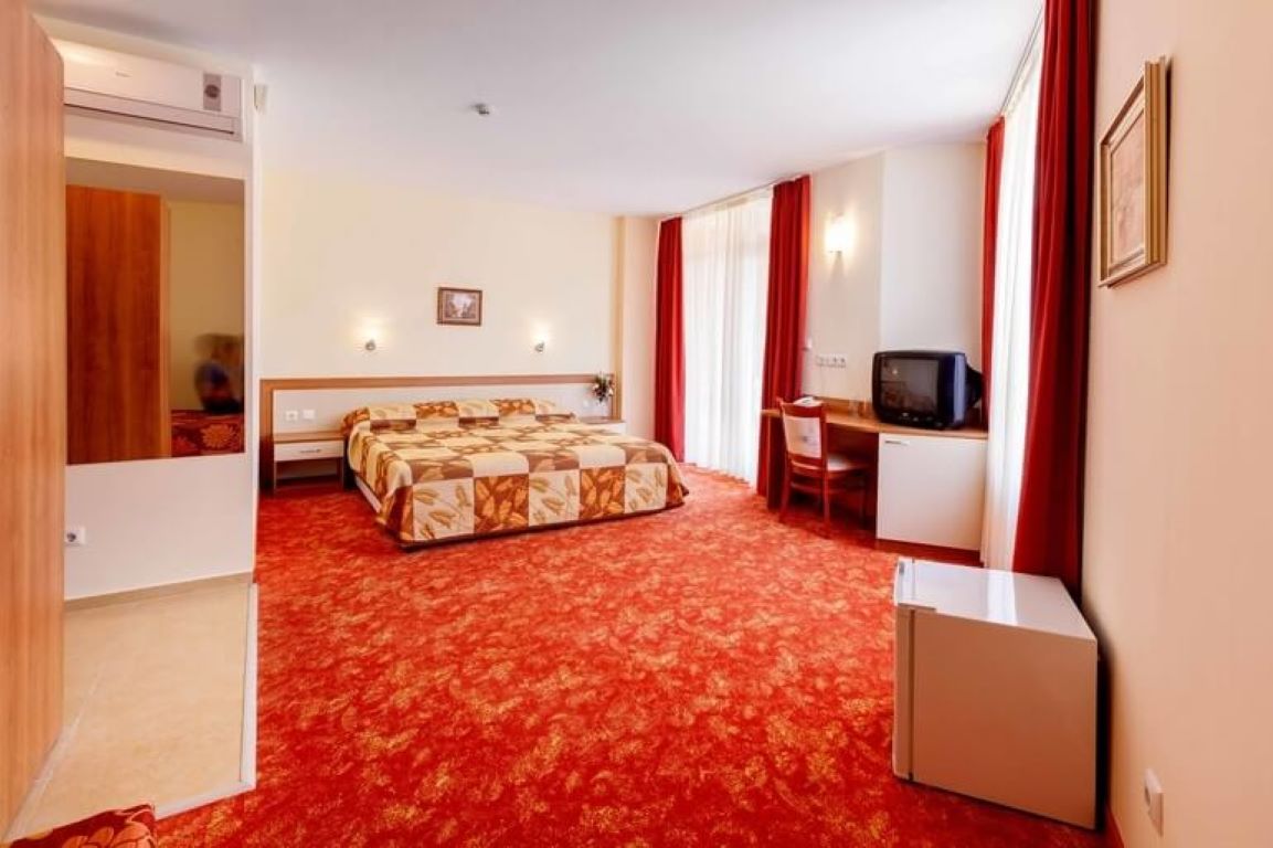 Hotel Riagor-Studio.jpg