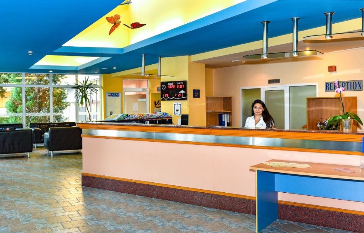 Hotel Oasis-Recepcija.jpg