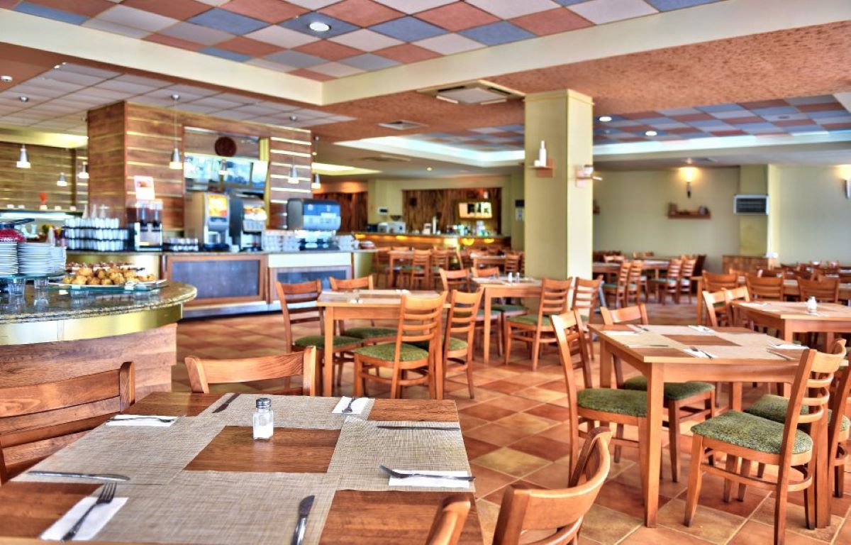 Sandy Beach Hotel-Restoran.jpg
