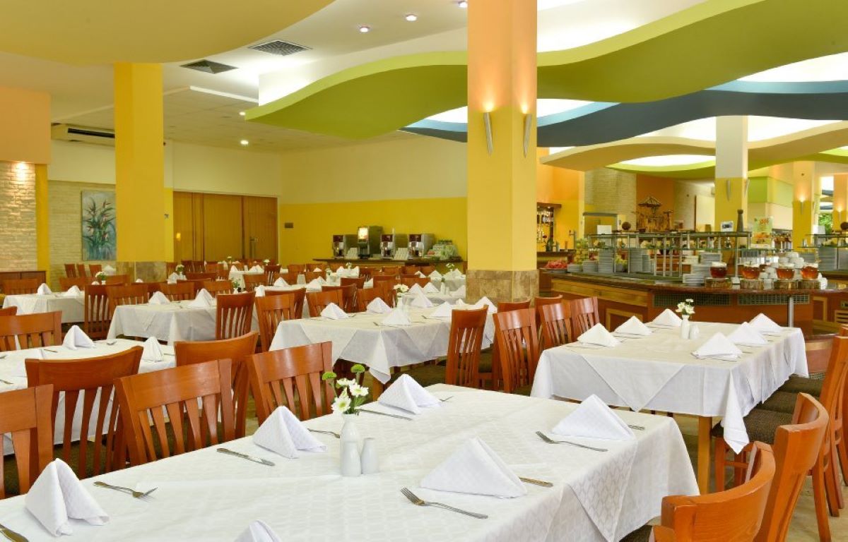 Villas Magnolia Hotel-Restoran.jpg