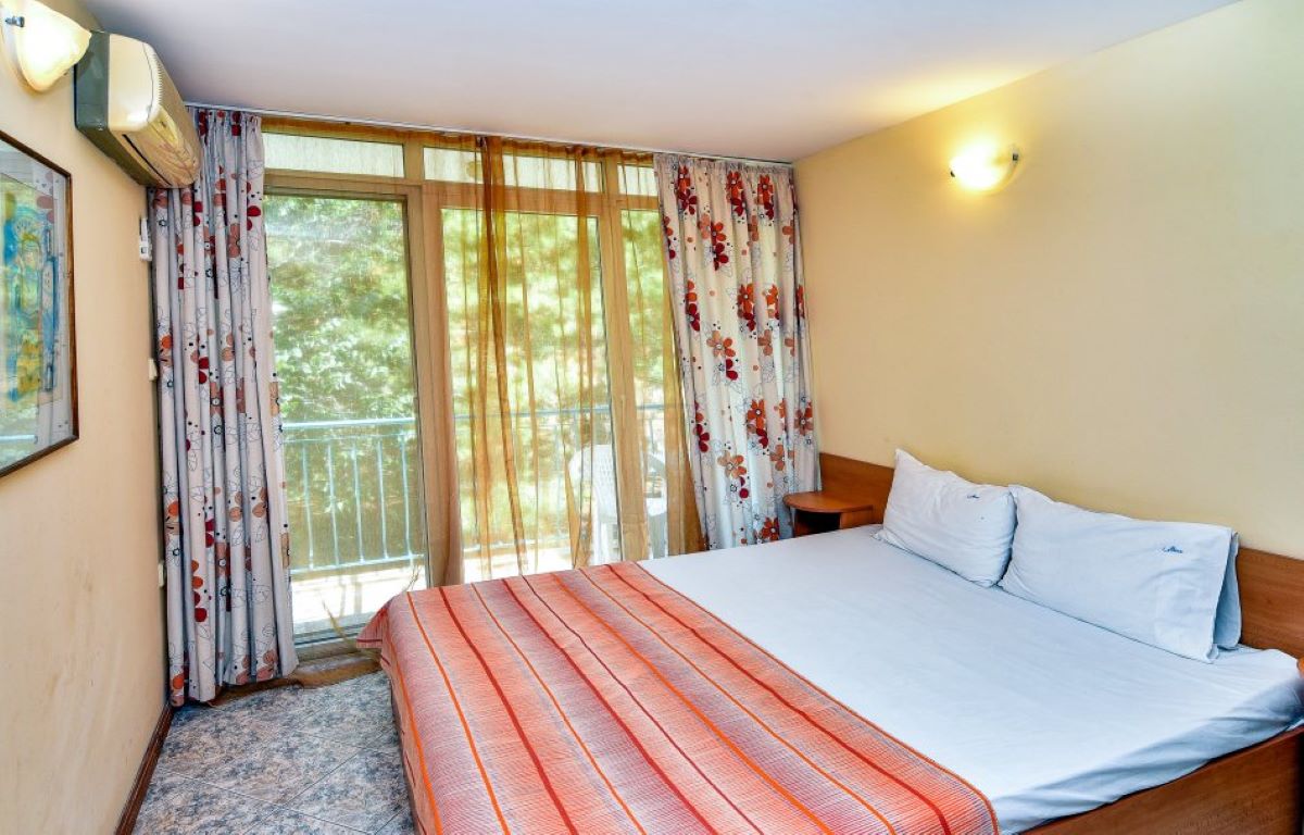 Hotel Villas Vita Park-VIla spavaca soba.jpg