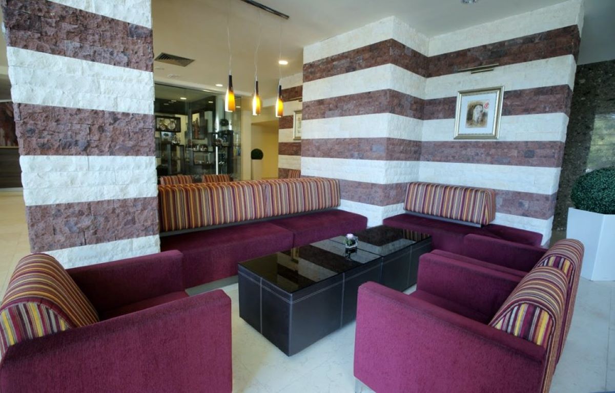 Flamingo Grand Hotel-Lobby.jpg
