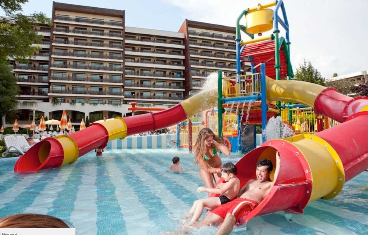 Hotel Flamingo Grand-Deciji bazen.jpg