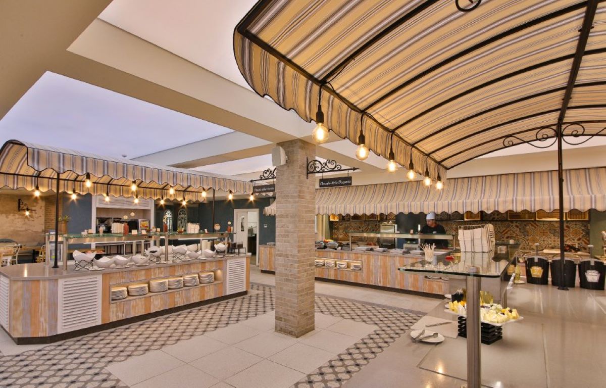 Flamingo Hotel-Restoran.jpg