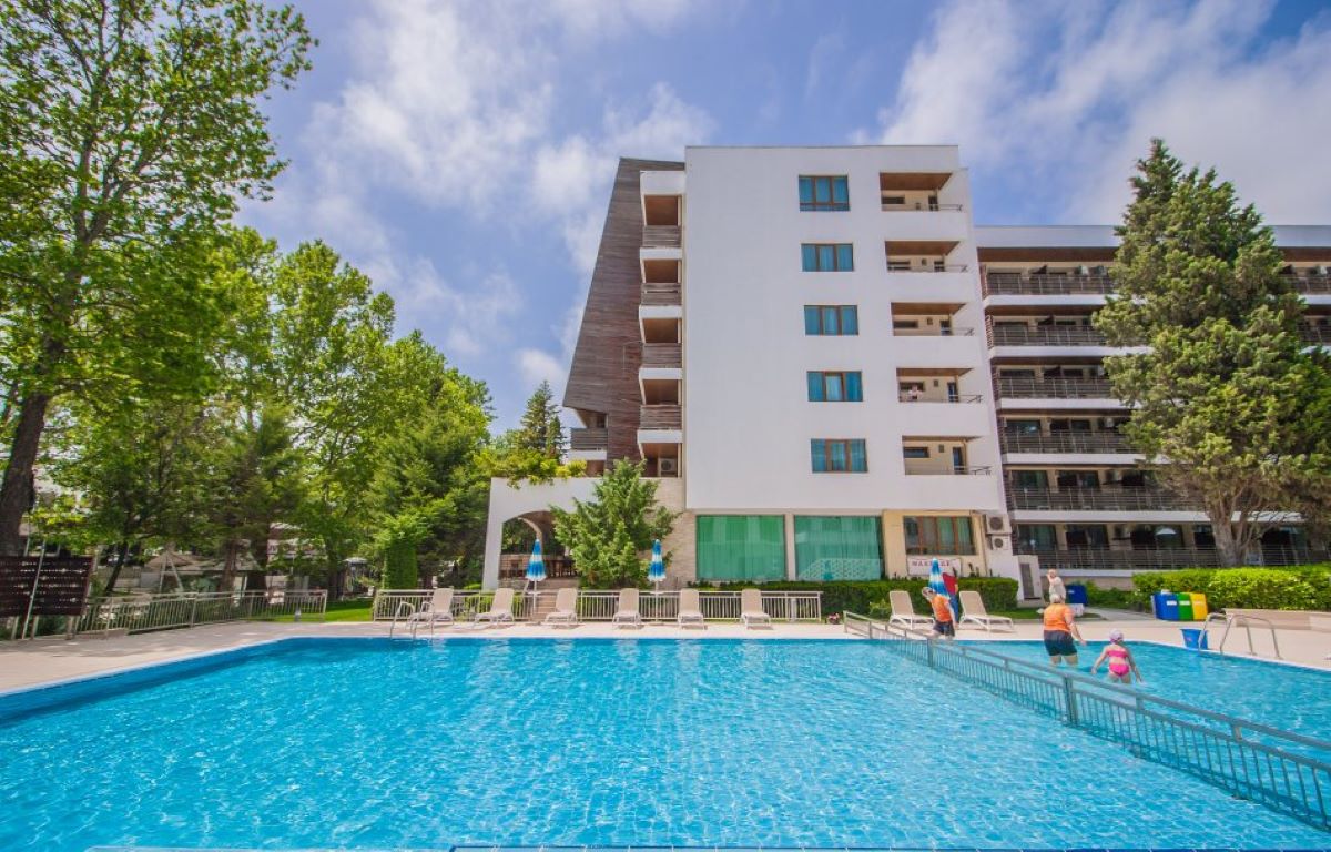 Hotel Flamingo-Bazen.jpg