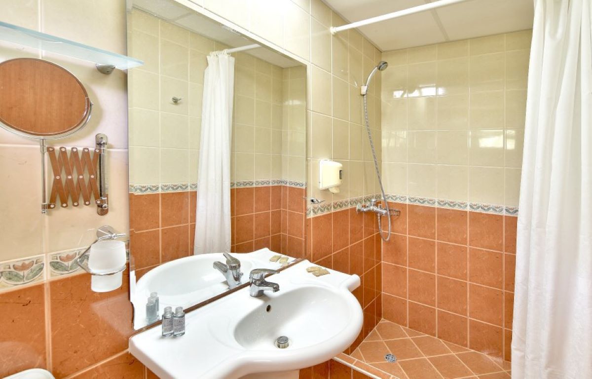 Hotel Malibu-Kupatilo.jpg