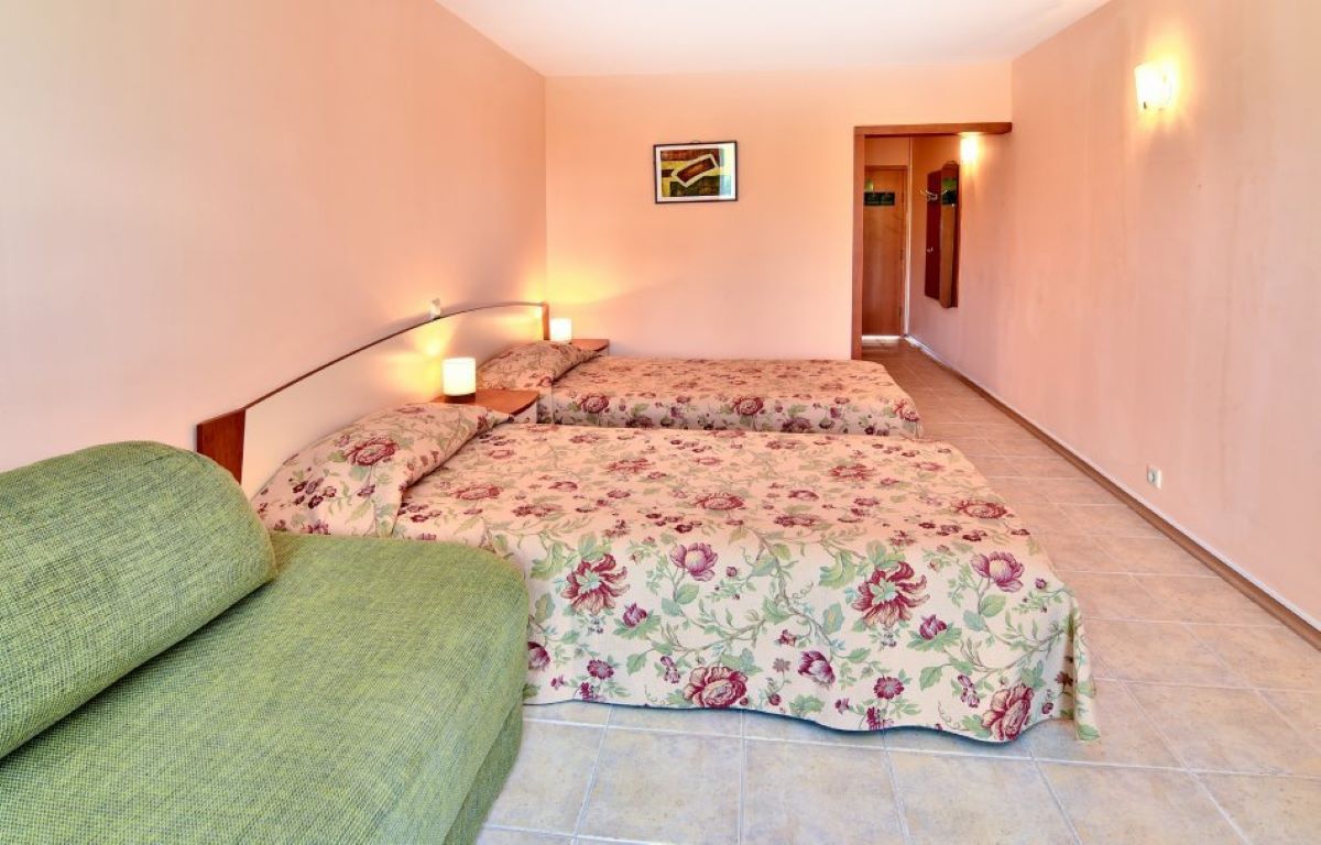 Hotel Malibu-Standardna soba.jpg
