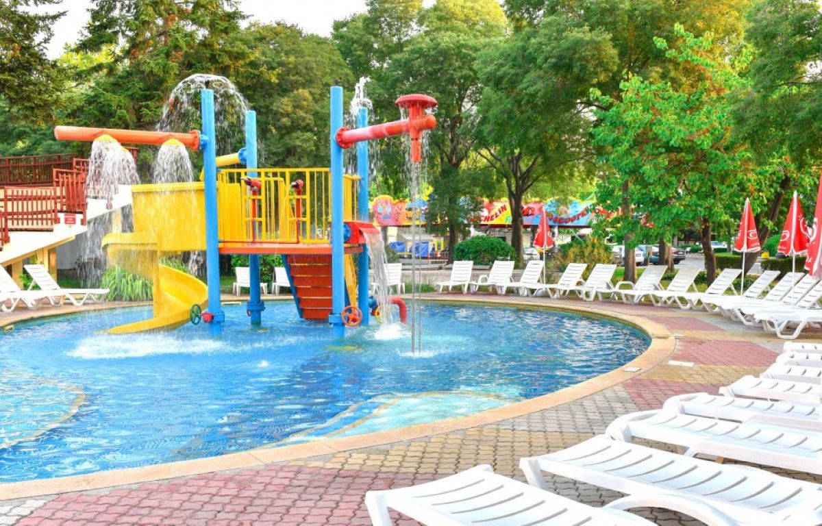 Laguna Garden-Deciji bazen.jpg