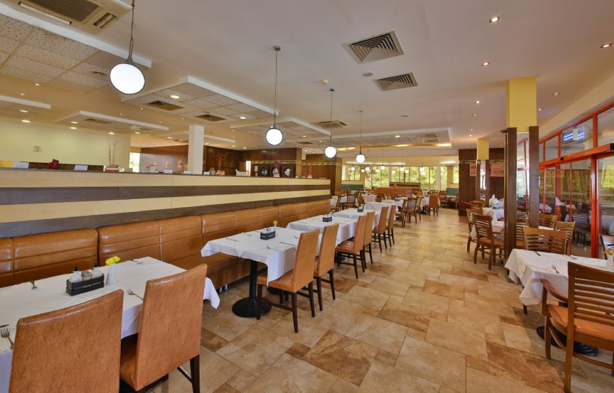 Hotel Kaliakra-Restoran.jpg