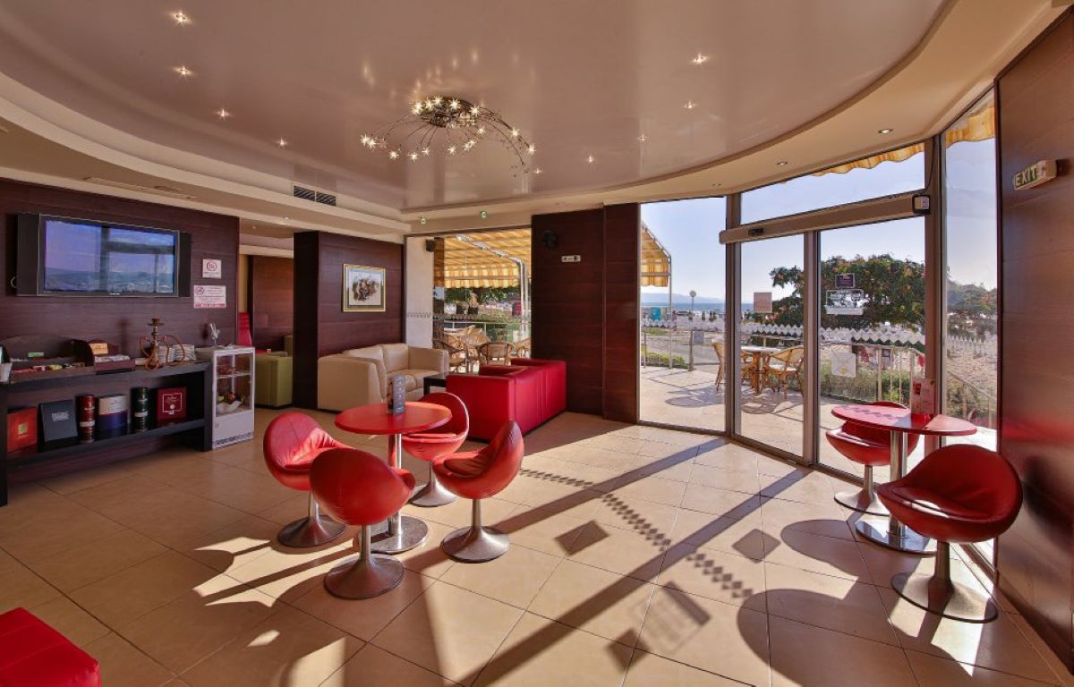 Kaliakra Hotel-Lobby.jpg