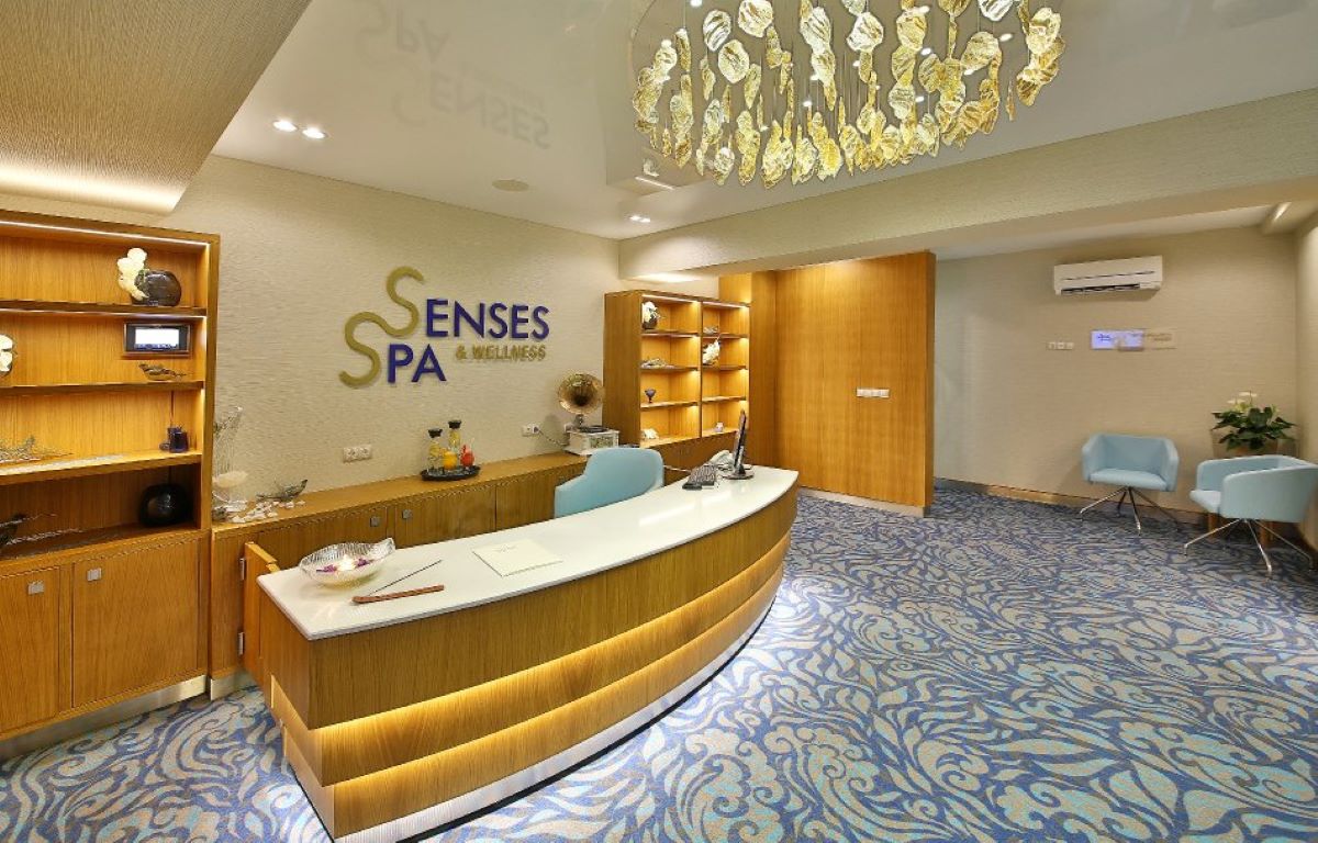 Maritim Hotel Paradise Blue-Spa.jpg