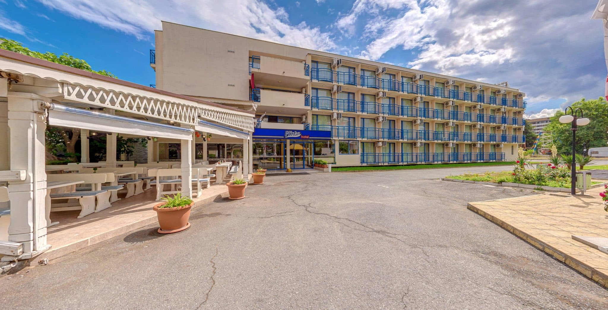 Pliska Hotel-Kompleks hotela.jpg