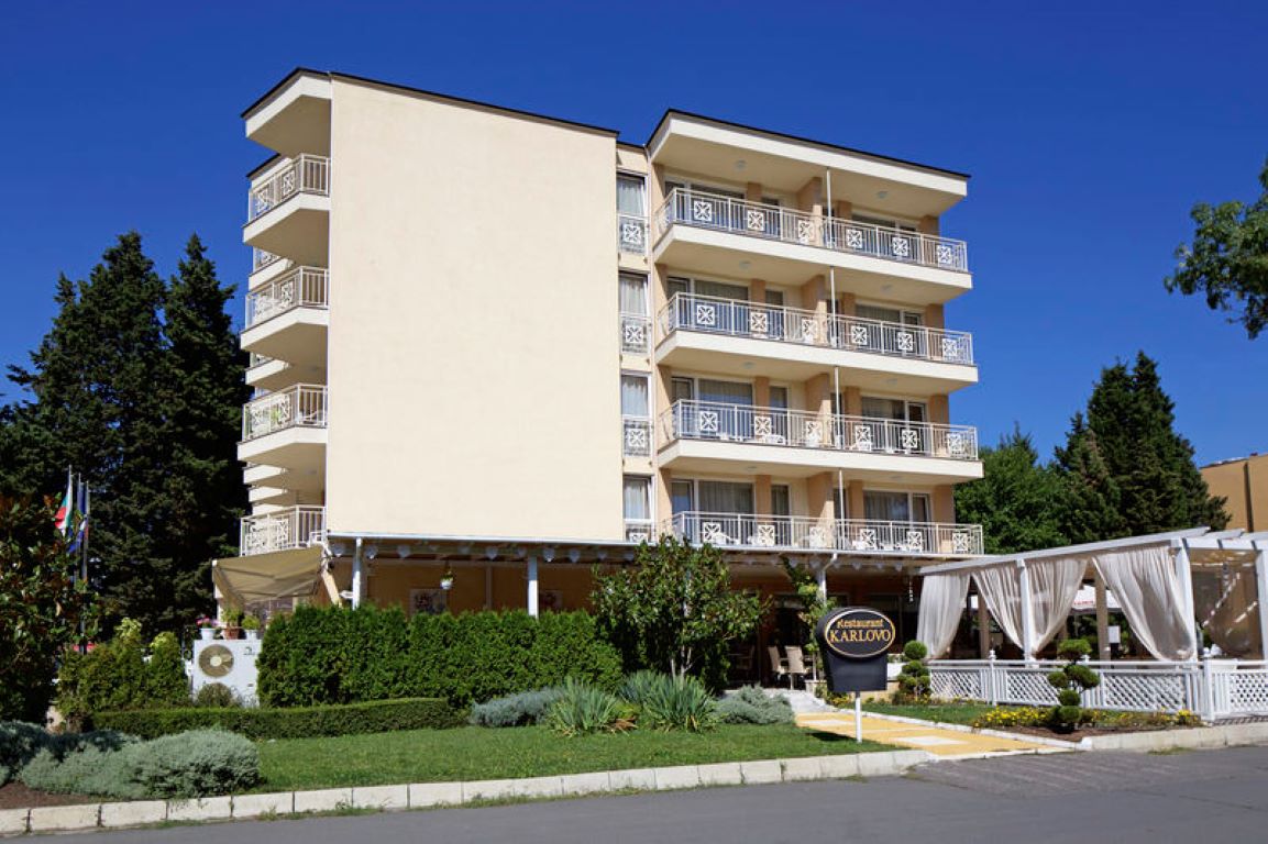 Hotel Karlovo-Spoljasnji izgled.jpg