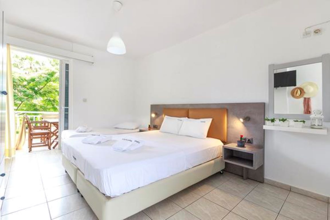Hotel Vamvinis - standard soba za dve osobe.jpg