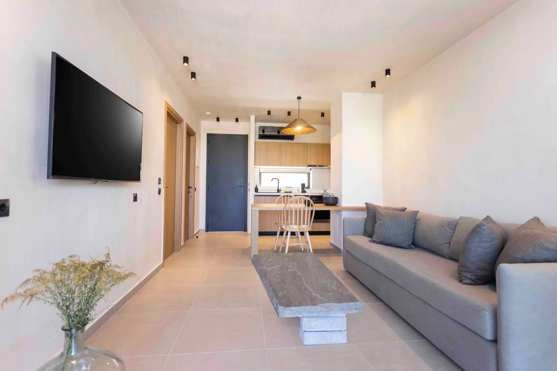 Pnoes Luxury Suites-Premium suite private pool.jpg
