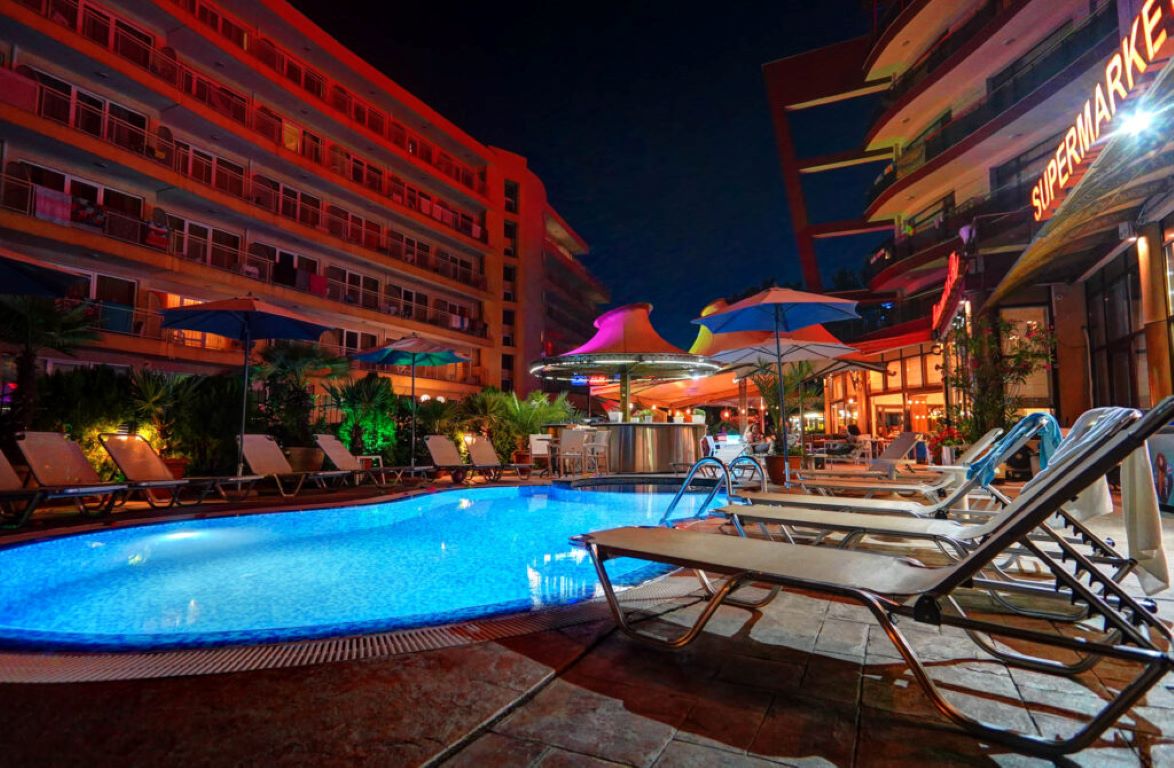 Saint Valentine Hotel-Bazen.jpg