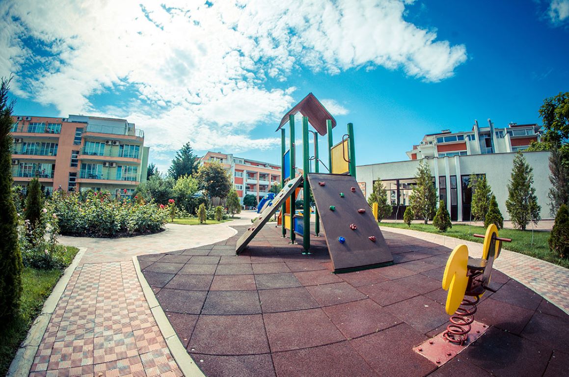 Sunny Beach Apart Hotel-Decije igraliste.jpg