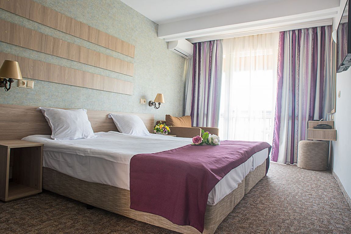 Imperial resort Hotel-Standardna soba.jpg