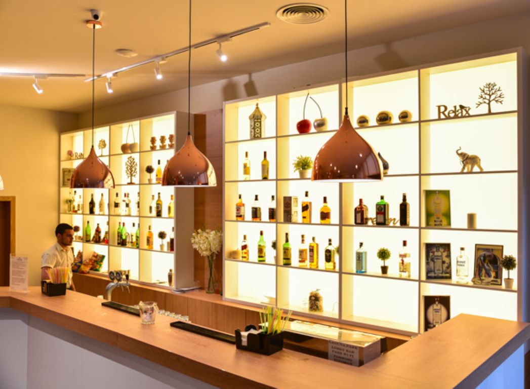 Laguna Park & Aqua Club Hotel-Lobby bar.jpg
