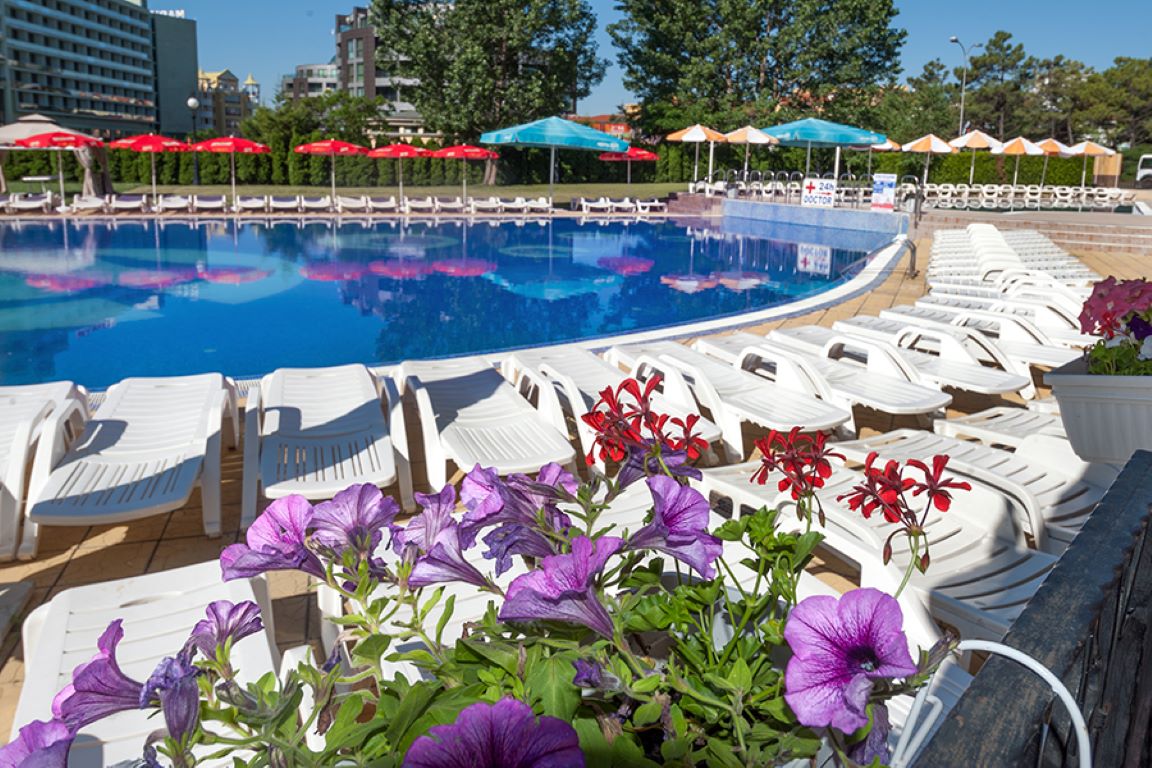 Hotel Poseidon-Bazen.jpg