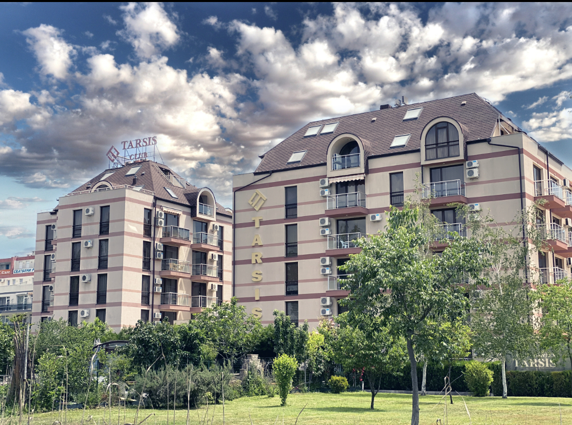 Hotel Tarsis-Zgrada hotela.jpg