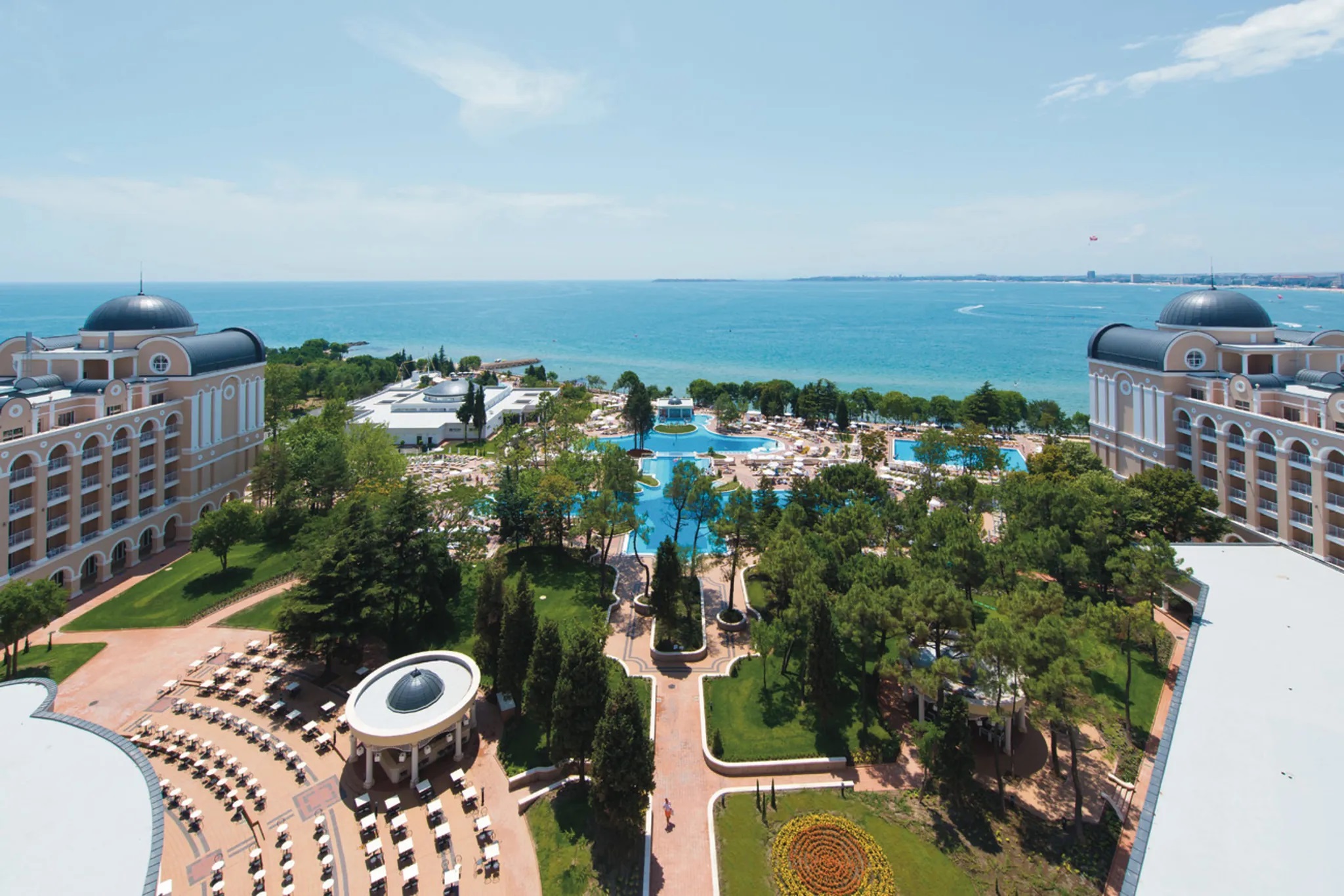 Hotel Dreams Sunny Beach Resort & Spa-Panorama hotela.jpg