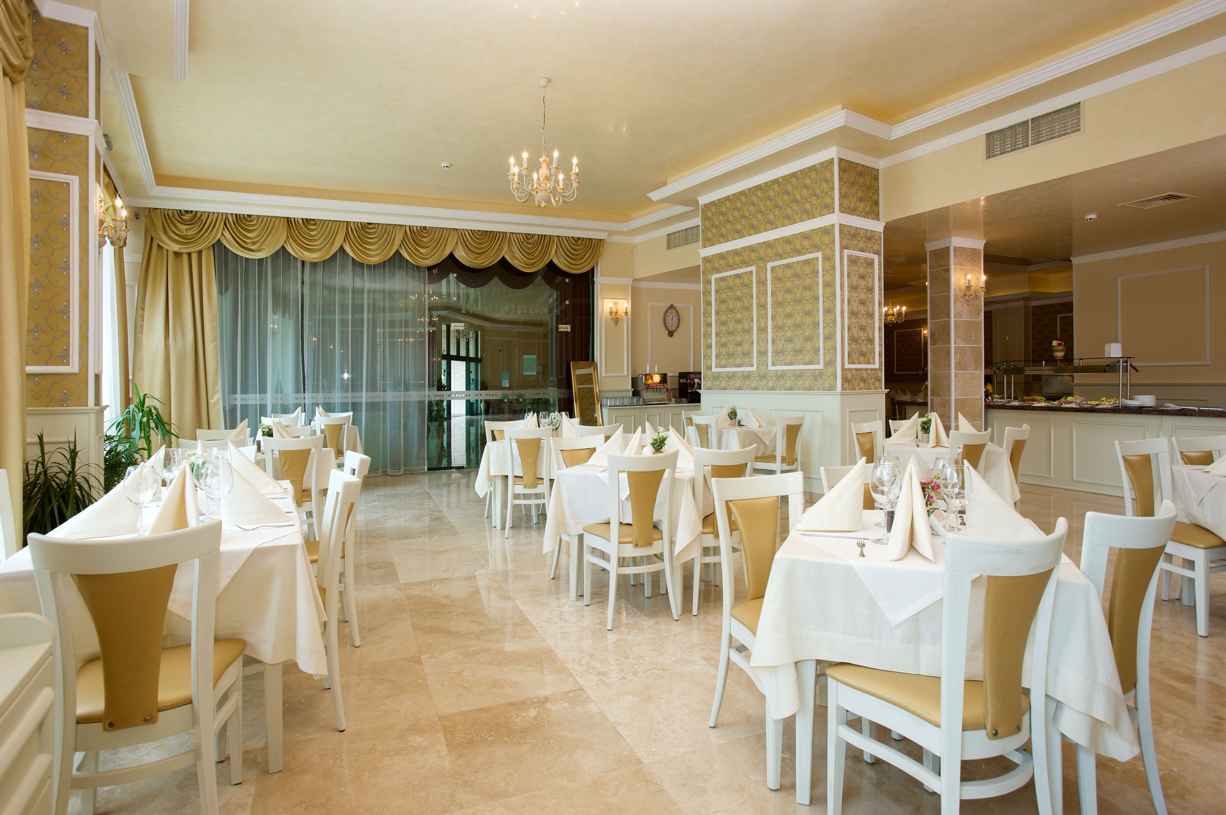 Hotel Mena Palace-Restoran.jpg