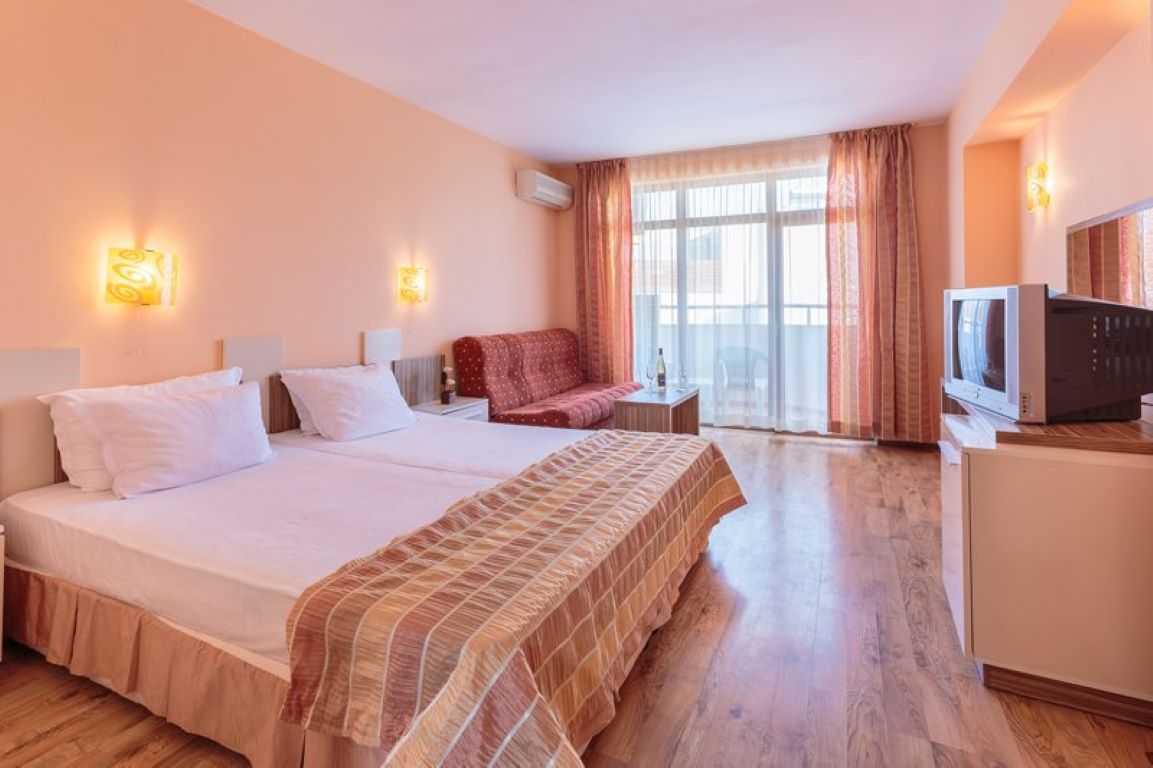 Apolis Hotel-Standardna soba.jpg
