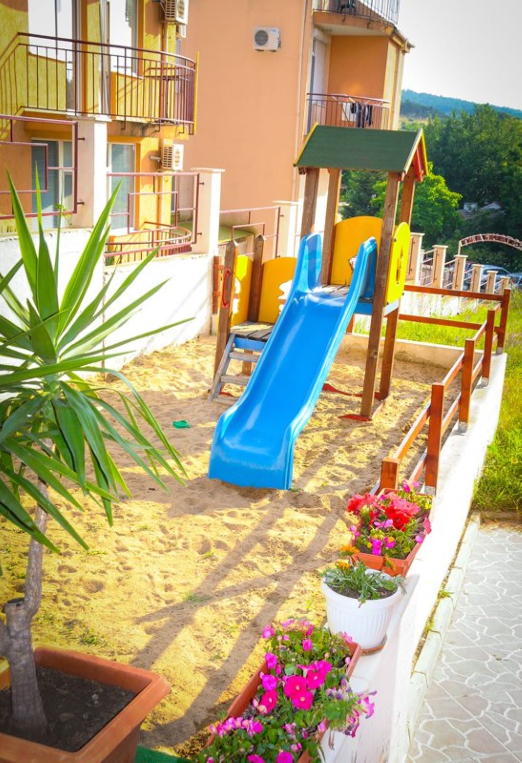 Hotel Apolis-Decije igraliste.jpg