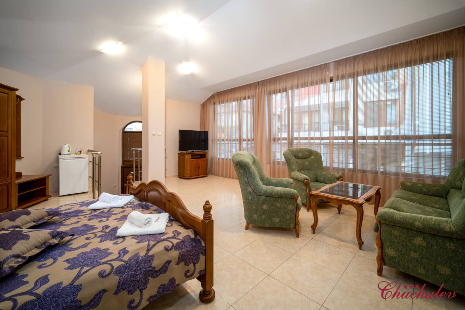 Hotel Chuchulev-Deluxe suite.jpg