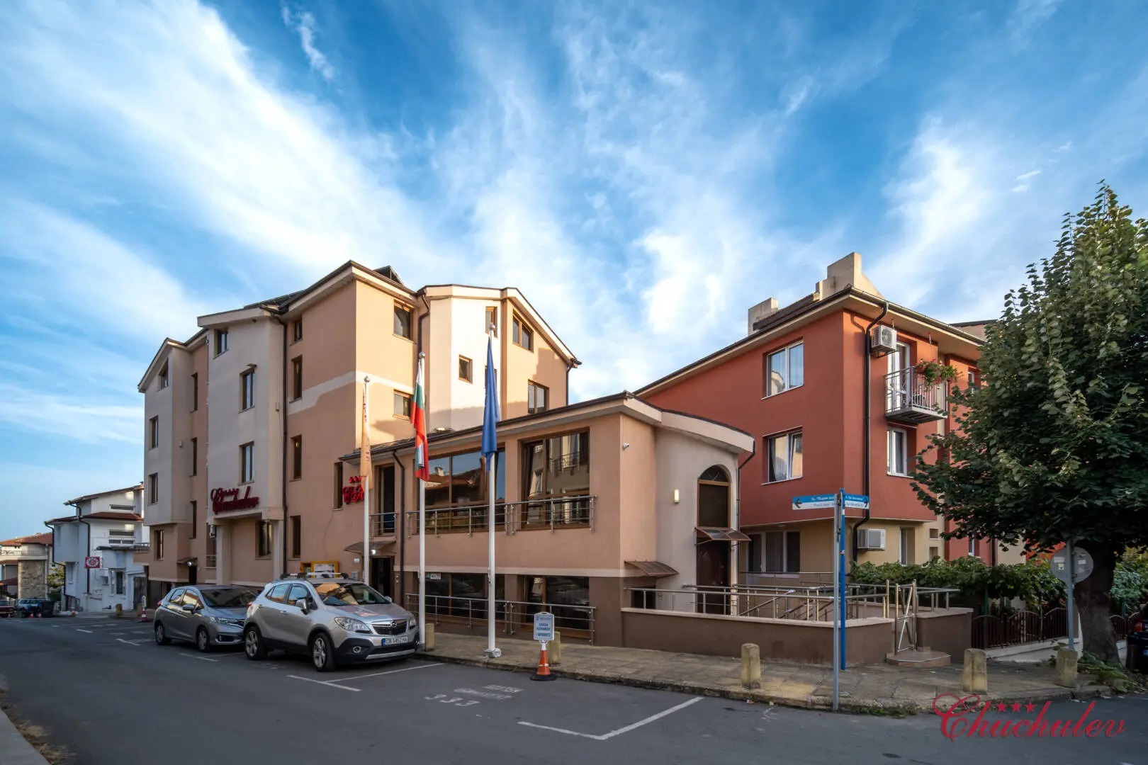 Hotel Chuchulev-Spoljasnji izgled.jpg