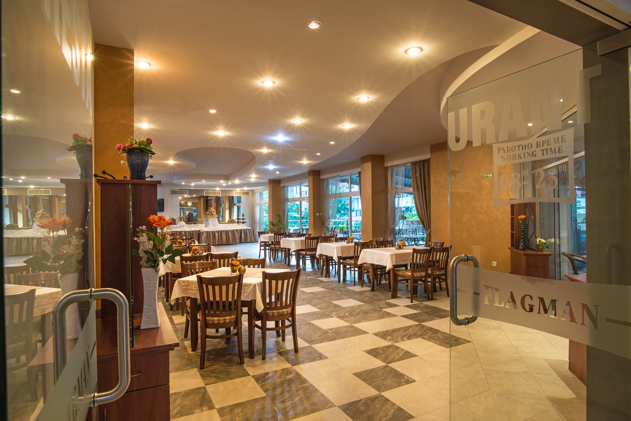 Flagman Hotel-Restoran.jpg