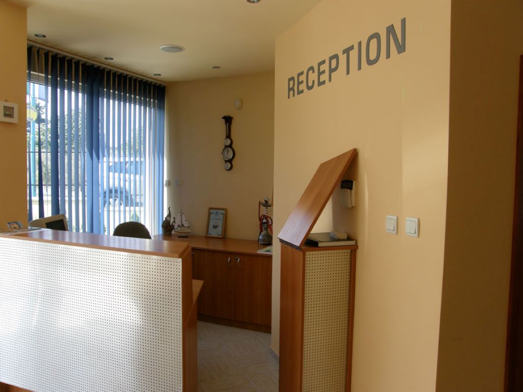 Hotel Morska Villa-Recepcija.jpg