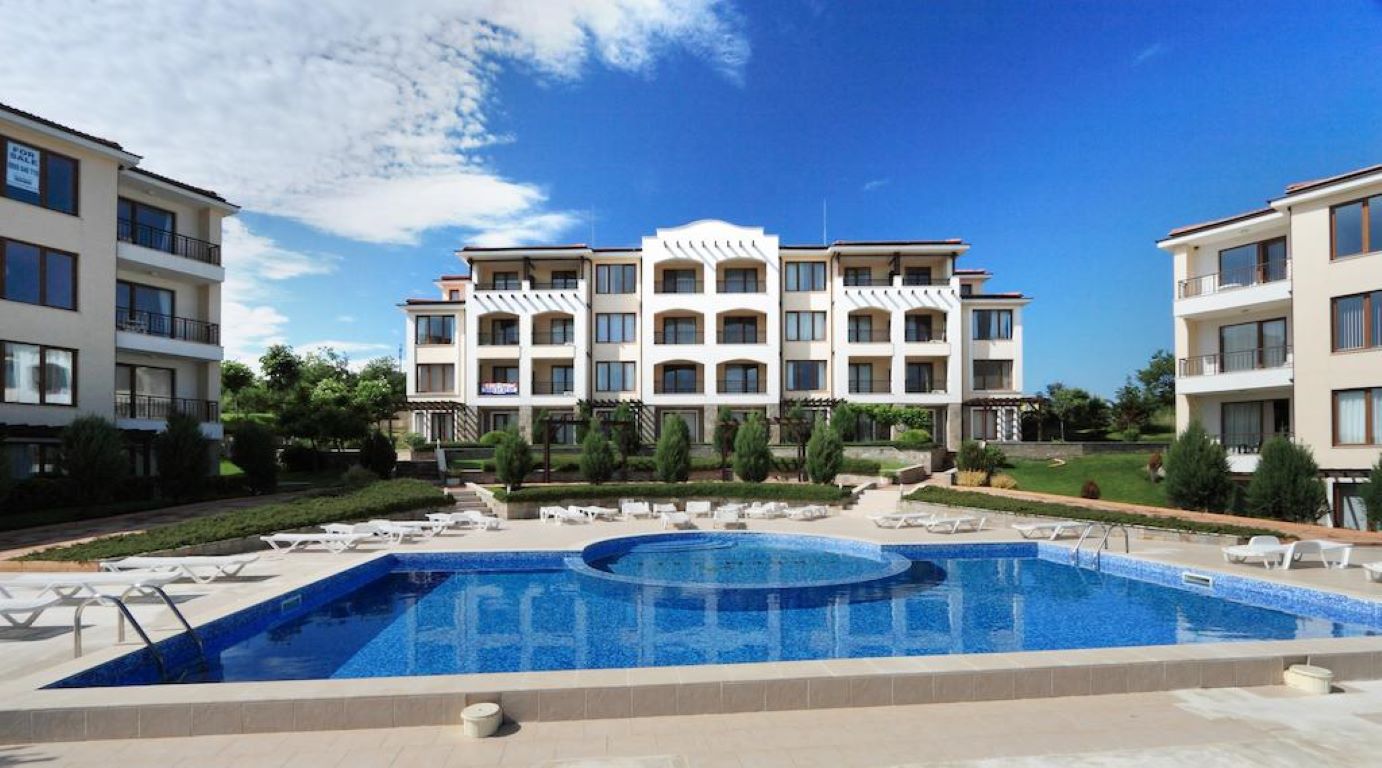 View Apartments Hotel-Bazen.jpg