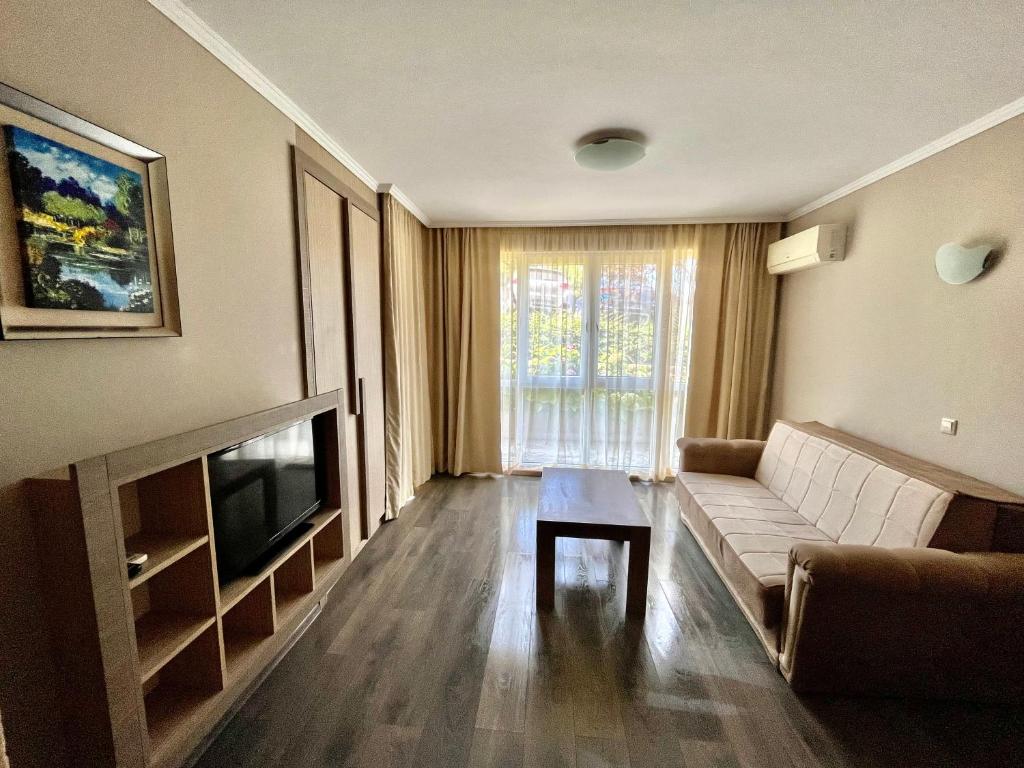 Villa Orange-Apartman dnevna soba.jpg