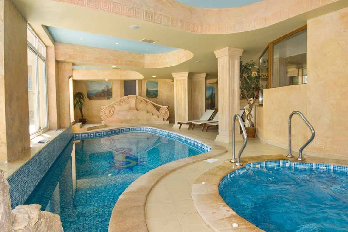 Hotel Villa List-Unutrasnji bazen.jpg