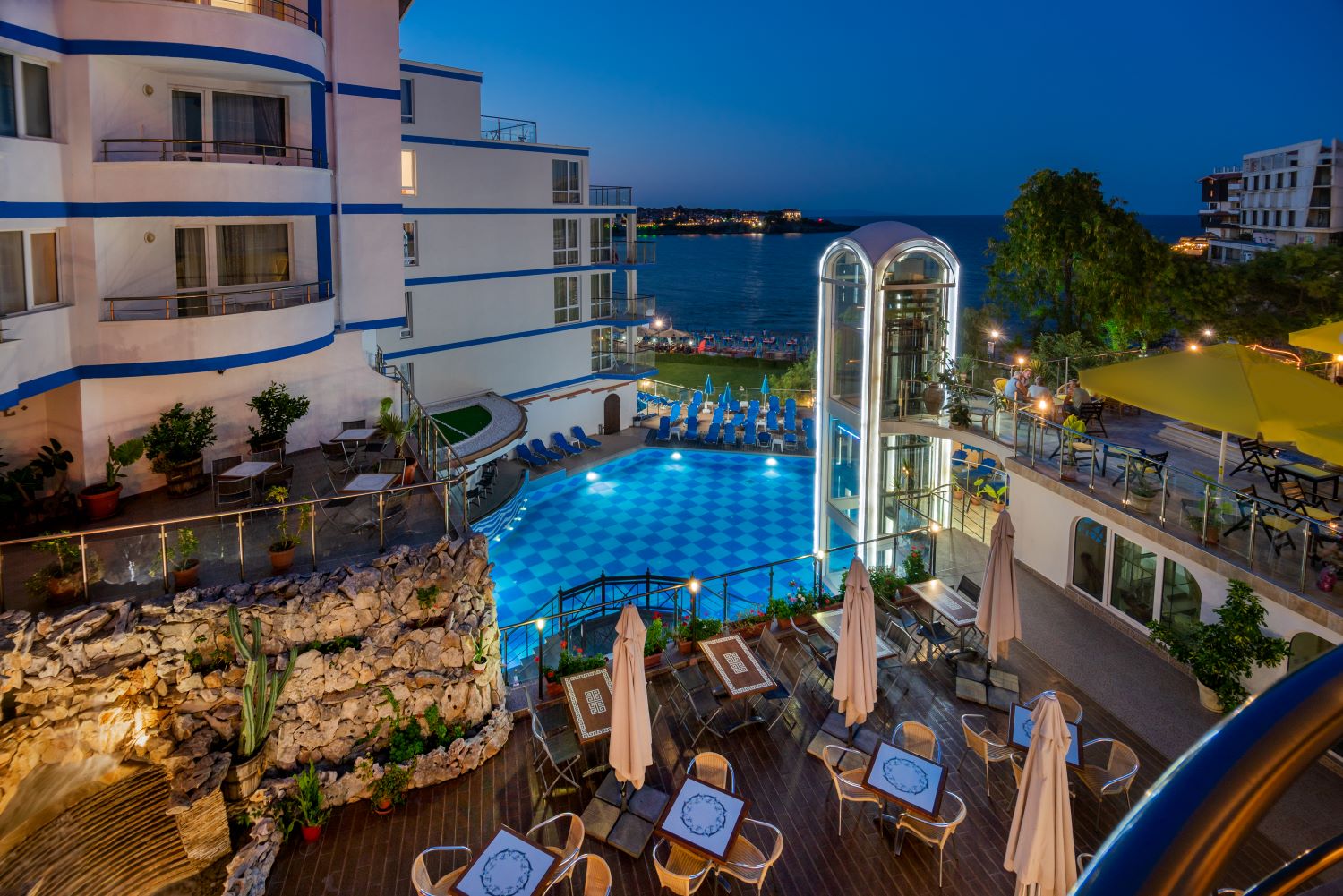 Villa List Hotel-Hotel nocu.jpg