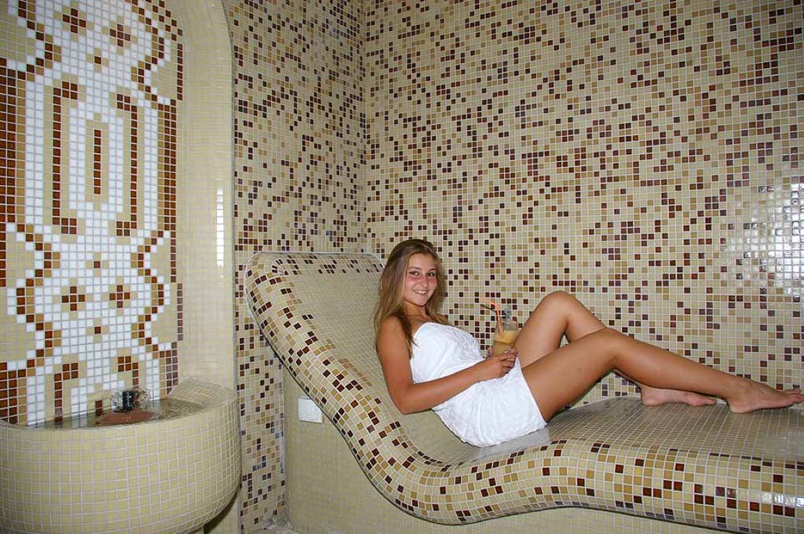 Villa List Hotel-Parno kupatilo.jpg