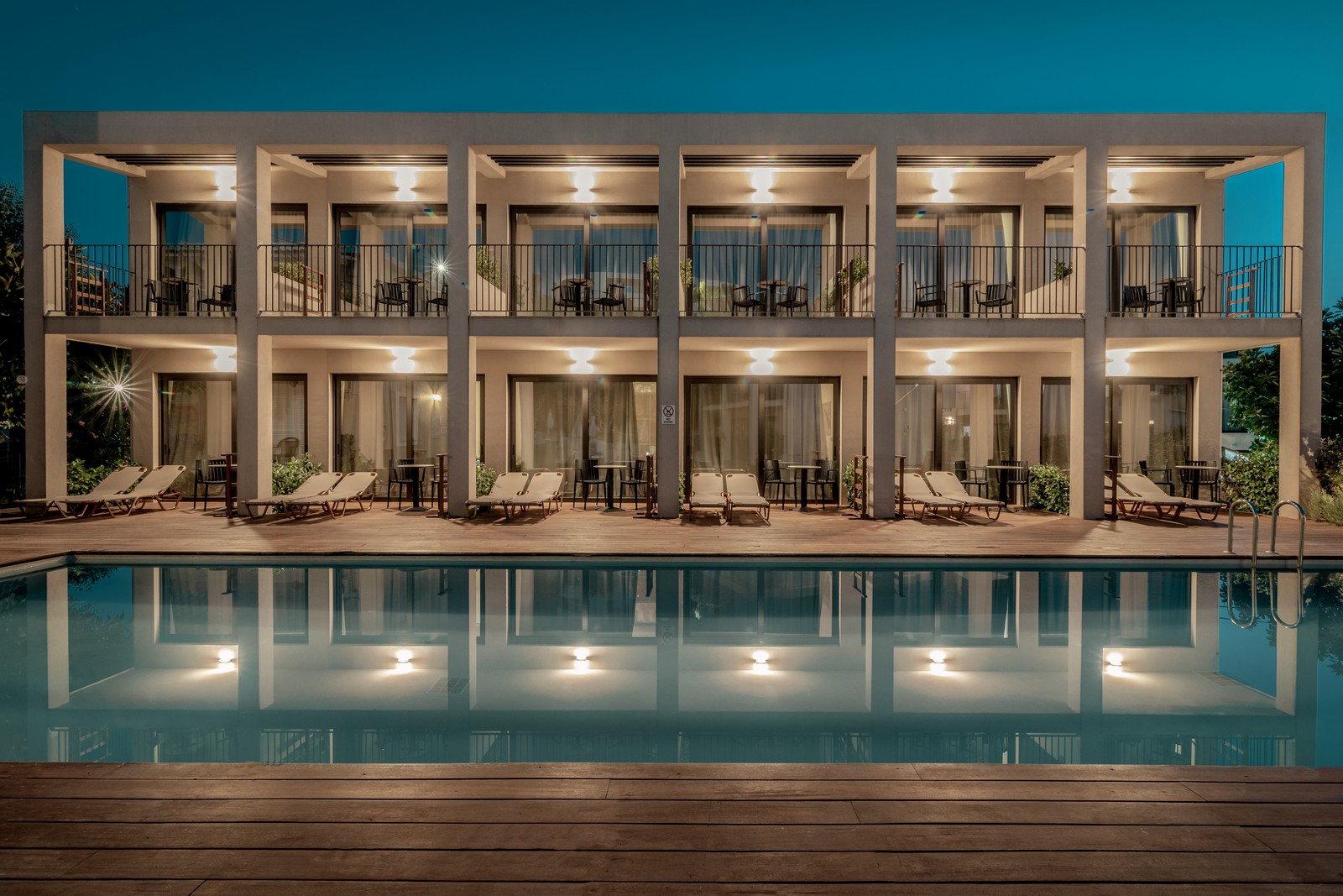 New Beach Hotel-Spoljasnji izgled.jpg