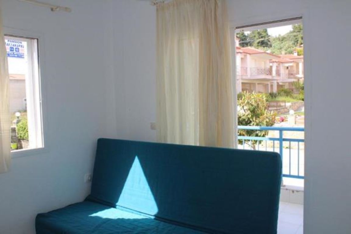 Kordela Studio-Apartman dnevna soba.jpg