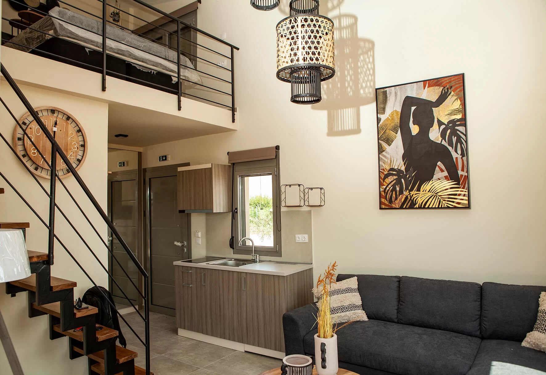 Flamingo View Suites-Deluxe loft suite.jpg