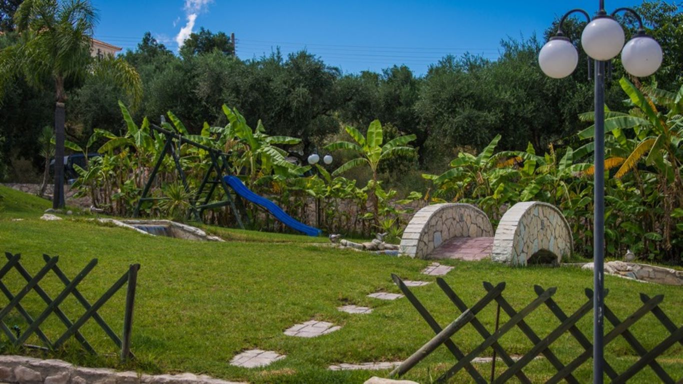 DI Palai-Basta.jpg