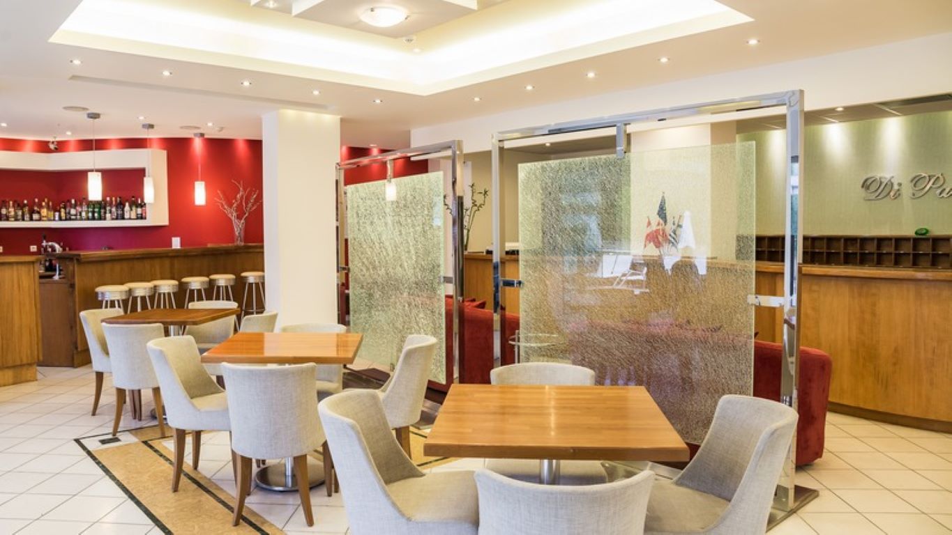 Hotel Di Palai-Lobby bar.jpg